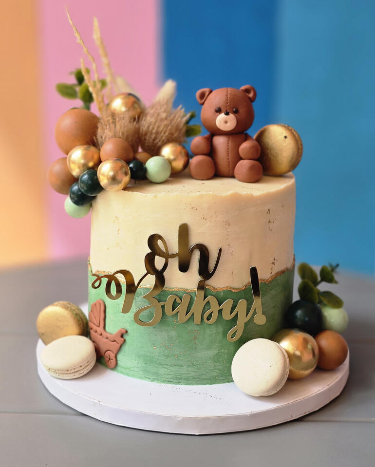 Baby Shower Cake