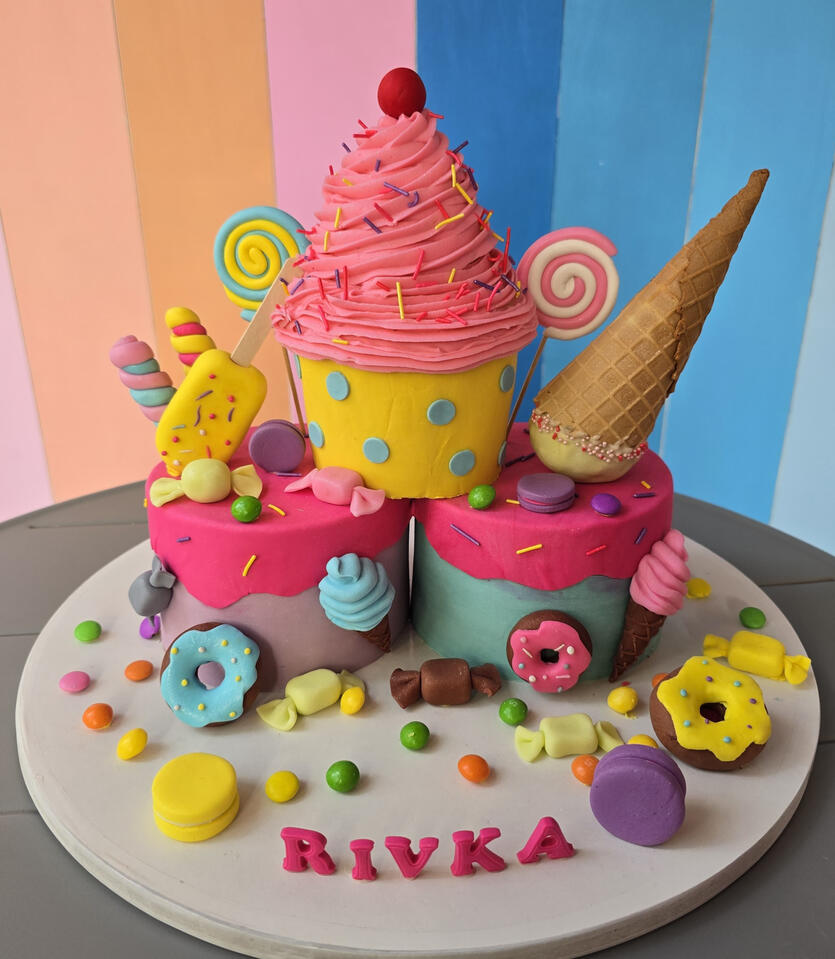 Birthday Custom Cake